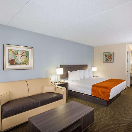 Days Inn & Suites By Wyndham Orlando Airport מראה חיצוני תמונה