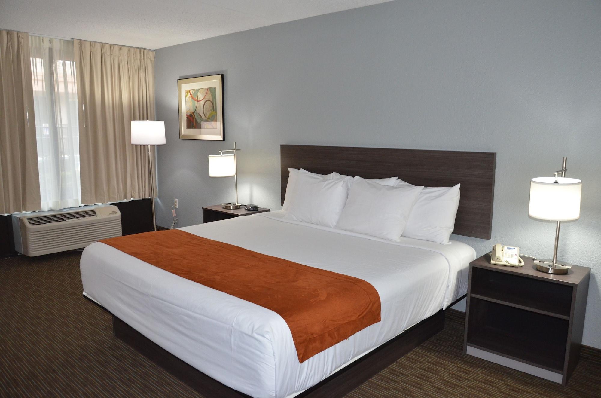 Days Inn & Suites By Wyndham Orlando Airport מראה חיצוני תמונה