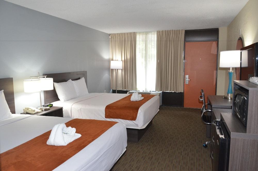 Days Inn & Suites By Wyndham Orlando Airport מראה חיצוני תמונה