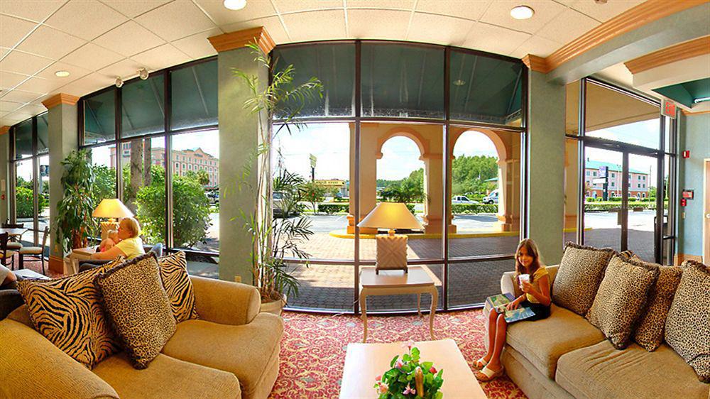 Days Inn & Suites By Wyndham Orlando Airport מראה חיצוני תמונה